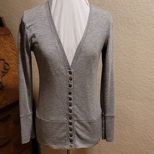 Light weight long sleeved cardigan sweater
